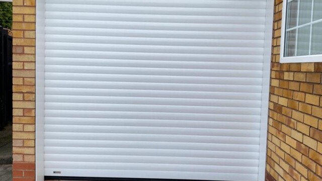 White SWS Roller Door SWS roller doors