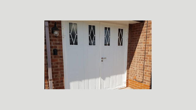 White Tekentrup side hinged garage door